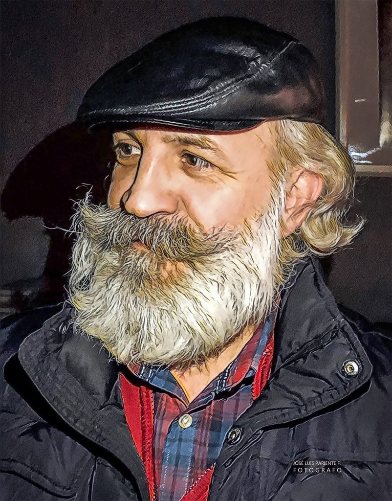 Retrato de Javier Román.