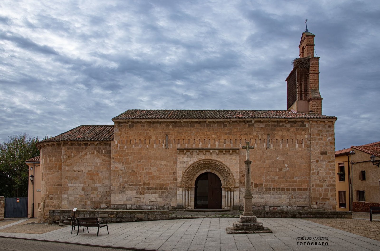 Zamora. Iglesia de San Claudio de Olivares. Fachada norte