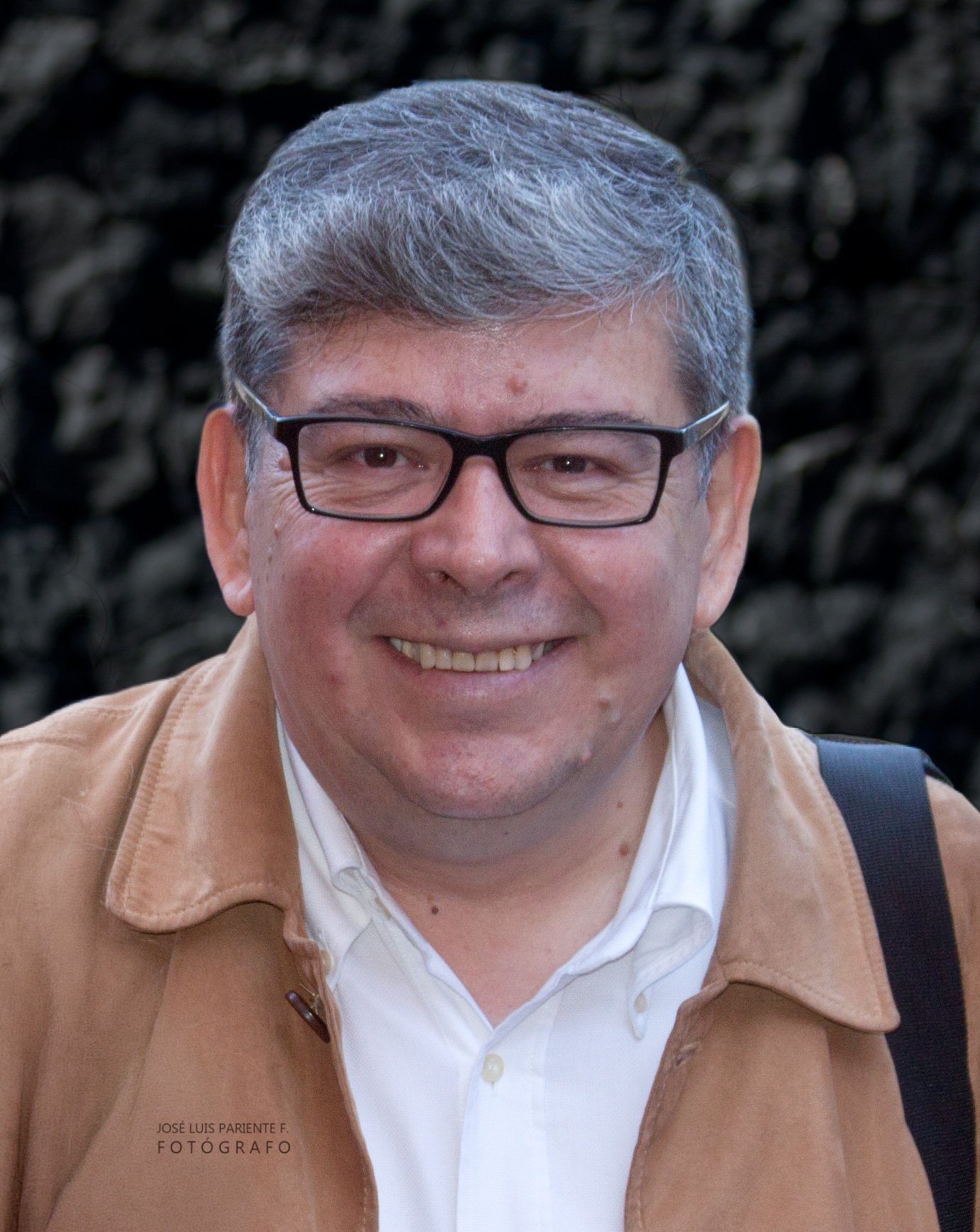 Retrato de José Luis Hernández.