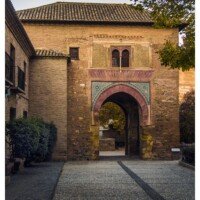 La Puerta del Vino. Acceso a la alcazaba
